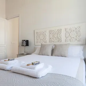 Apartment Stunning Boutique - Space Maison, Seville