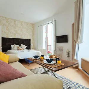 Apartment Hostly Acetres 1a Loft In Center, Comunal Terrace, Fibre,parking Optional, Seville