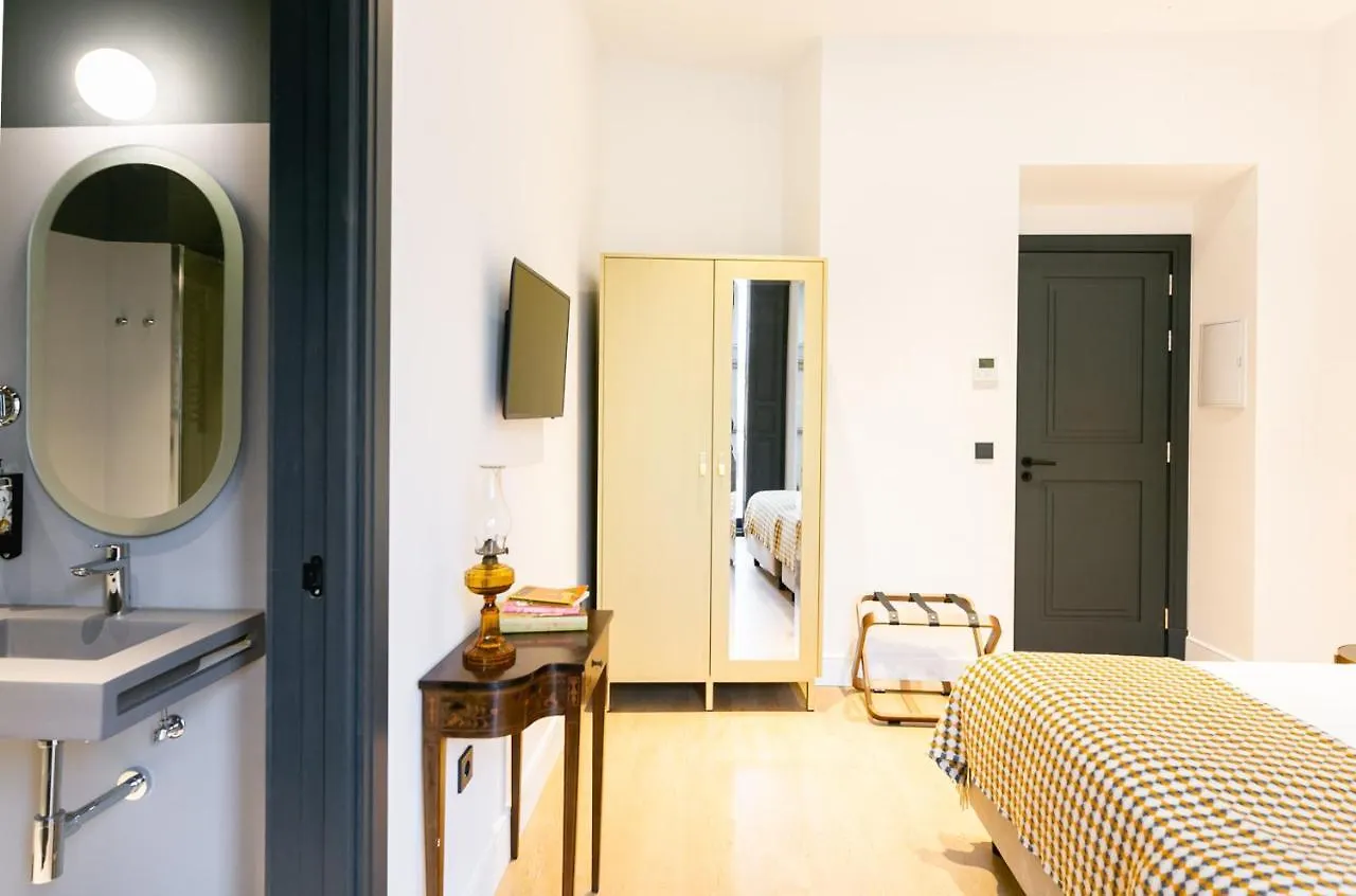 Joya Del Casco Boutique Hotel By Shiadu Seville 3*,  Spain